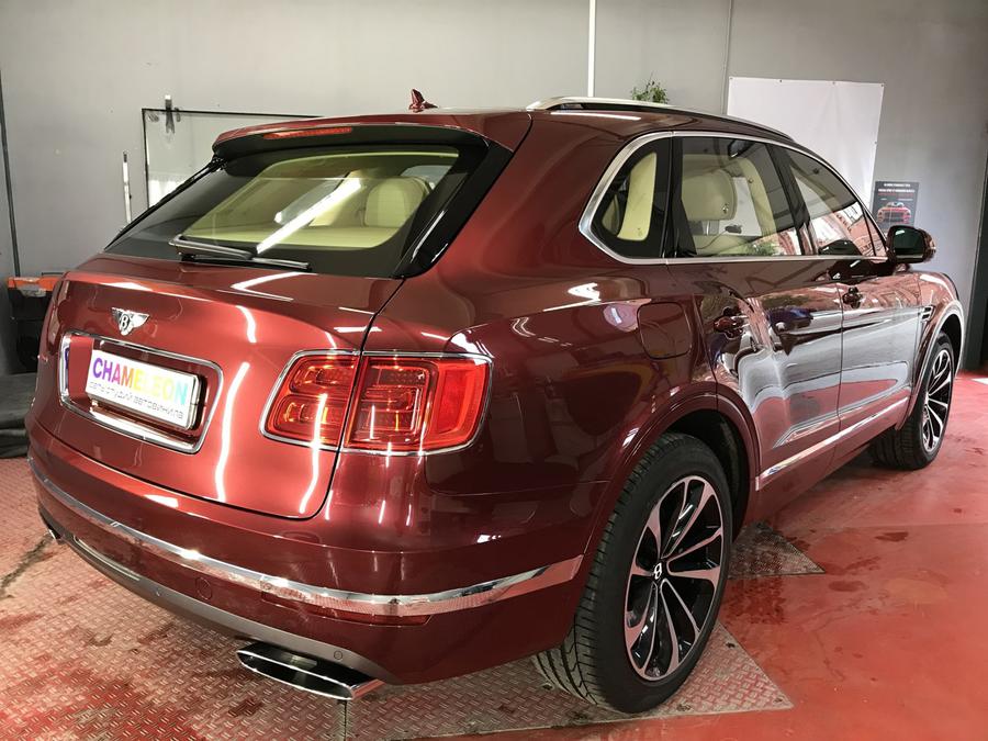 Bentley Bentayga 2