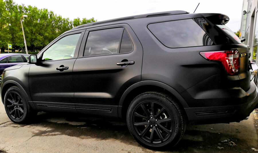 Ford Explorer 1